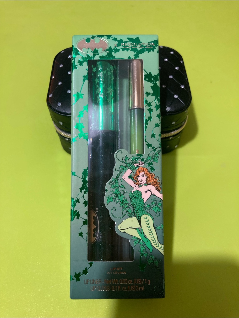 Revolution Poison Ivy Lip & Liner Set — Green